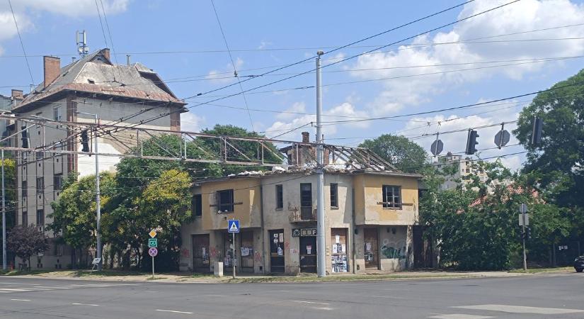 Úgy tűnik, végleg elesett Debrecen egyik legrégebbi szégyenfoltja, a Don-kanyar