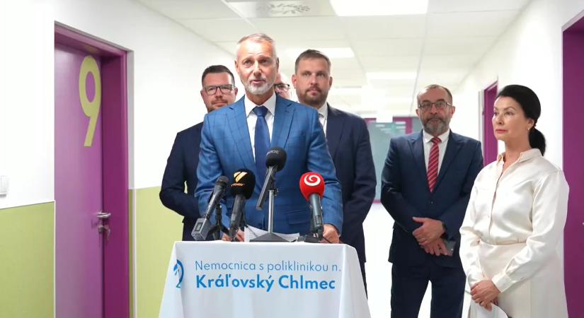 A királyhelmeci kórházban felújították a betegszobákat