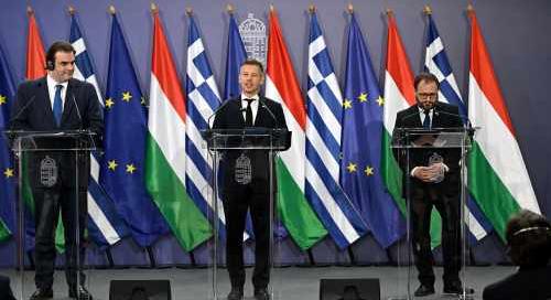 Magyar Péter: Magyarországon kiemelkedően magas az eurózónához való csatlakozás támogatottsága