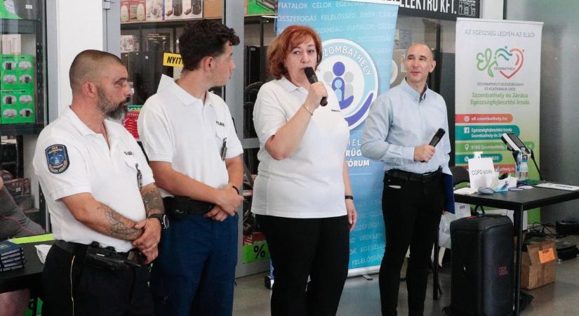 „A megelőzés a leghatékonyabb eszköz” – drogprevenciós délelőttöt tartottak a szombathelyi piacon
