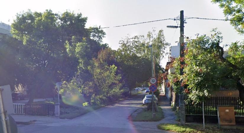 Gusztustalan! Amit a Toldi utcai pados asztalon műveltek, azon mindenki kiakadt! (fotókkal)