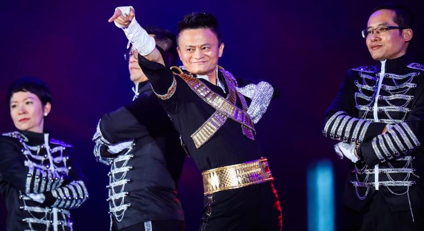 Alibaba és a 25 000 rabló: ellopták az Anthropic Claude válaszait, hogy betanítsák a kínai mesterséges intelligenciát