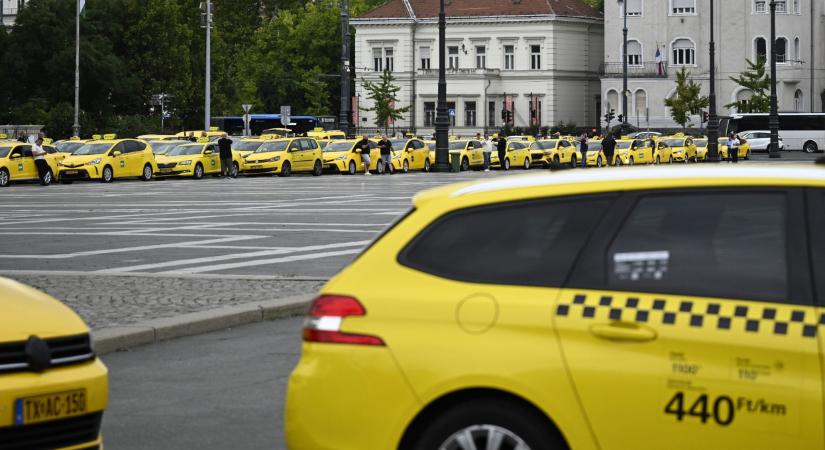 Megszavazták, végleges: augusztustól drágább lesz taxizni Budapesten, kemény áremelés jön