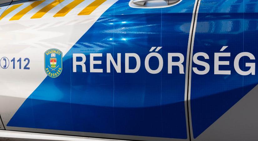Rendőr előtt karambolozott, elszaladt, hiába