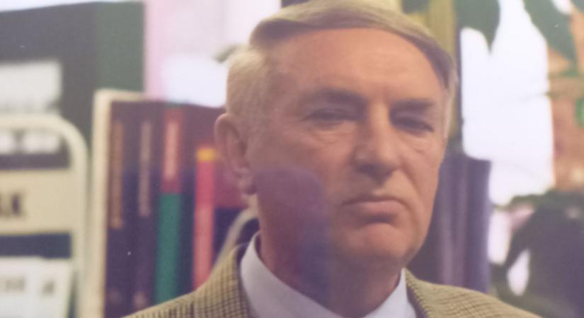 Emléktáblát avatnak Zsiga Tibor tiszteletére