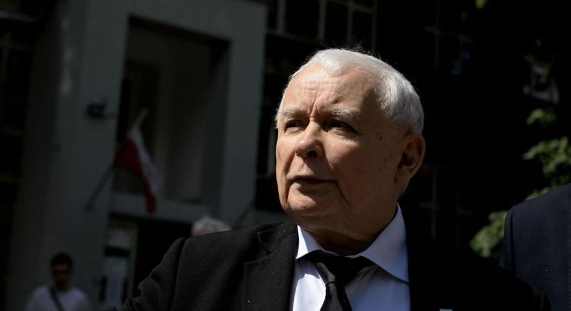 Kaczynskinál is betelt a pohár: a lengyel ellenzék vezető politikusai visszaadják az ukrán állami kitüntetéseiket