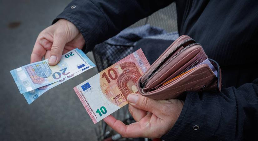 A magyarok háromnegyede örökre búcsút intene a forintnak
