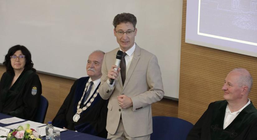 Egykori hallgatóit ünnepelte Székesfehérvár (galéria)