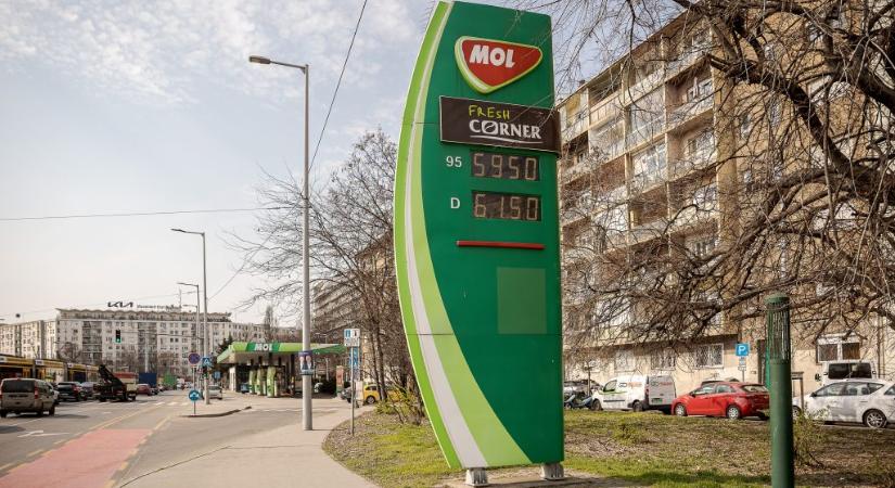 Hivatalos: Szombattól megszűnik a védett üzemanyagár