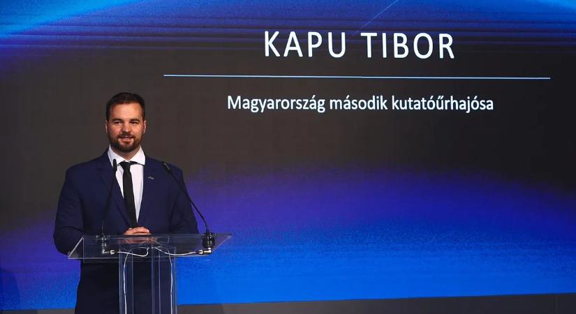Kapu Tibor új megbízást kapott felbocsátásának első évfordulóján