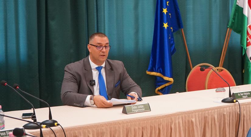 Nem bántott hajléktalanokat, nem indul méltatlansági eljárás a polgármester ellen