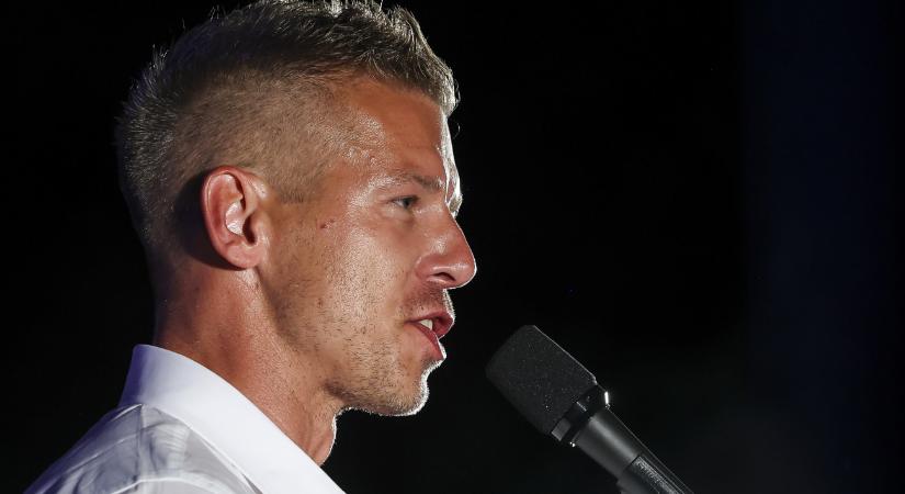 Hőség – A védekezés irányítójaként posztolt Magyar Péter