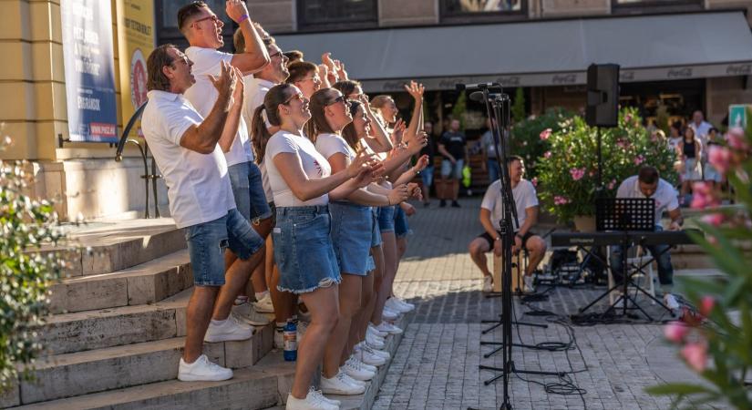 Koncerttermekké alakítják a köztereket Pécsen a Carmina Burana kedvéért