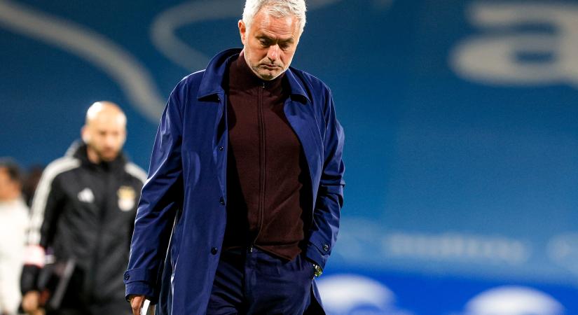 Mourinho elárulta, hogyan száműzte azt a játékost, aki nem volt hajlandó…