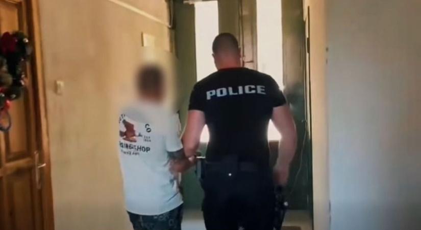 24 órán belül lecsaptak a veszprémi rendőrök a sorozatbetörőre (videó)