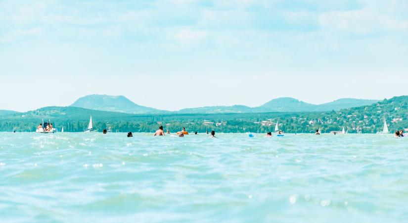 Brutális hőség tombol: megdőltek a rekordok, már 30 fokos a Balaton vize