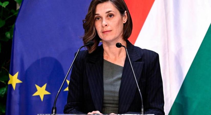 Szondi Vanda smink nélkül: az RTL híradósából lett kormányszóvivő nagyon más, mint a képernyőn
