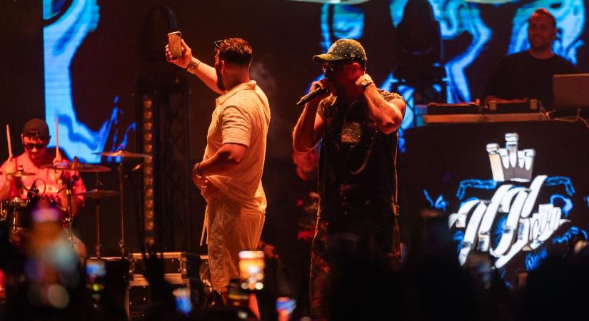 Börtönből a nagyszínpadra: fotókon, videón, ahogy Lakatos Brendon és KKevin csapatja