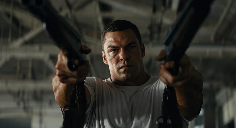 Piszkosul ütős új előzetest kapott Alan Ritchson akcióthrillerje