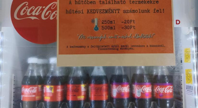 Cegléden így lett „árháború” a kánikulában: a hűtési díjra jött a frappáns válasz