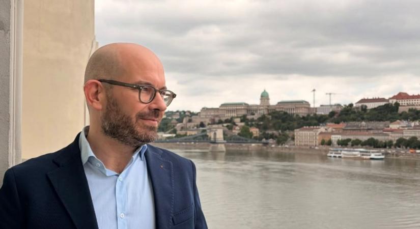 Magyar Péter újonnan kinevezett államtitkára szerint kevesebb gyerekre és falura van szüksége az országnak