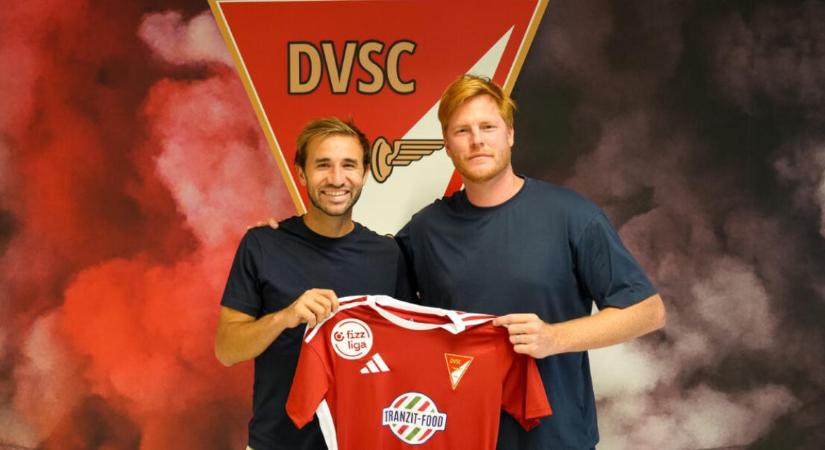 A Barcelona neveltje Debrecenbe igazolt: Sergi Samper a DVSC új középpályása
