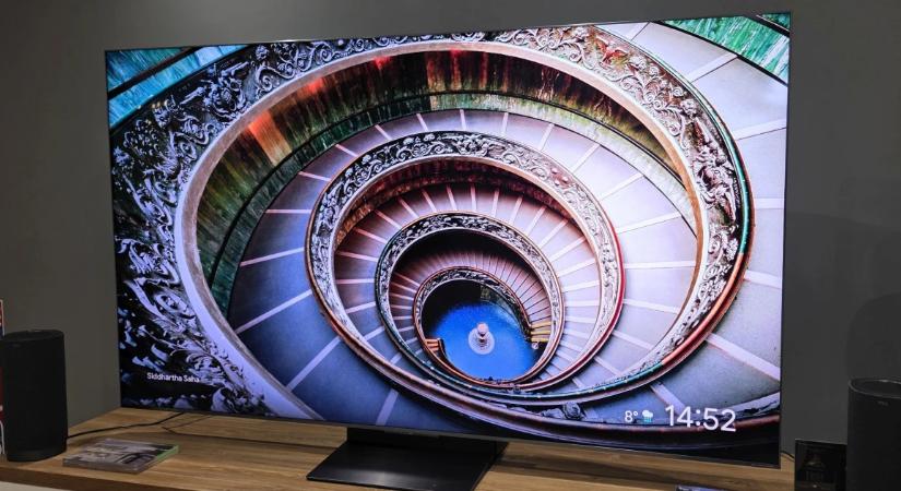 Magyarországra is befutott a friss technológia, de vajon miért kellenek egy tévébe szuperkvantumpontok?