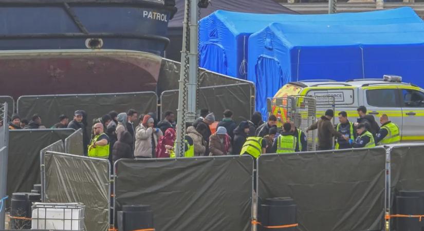 Több tízezer migránsról nem tudnak semmit Nagy-Britanniában
