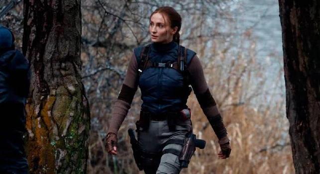 Új képek érkeztek Sophie Turner Lara Croftjáról, és bizakodhatunk