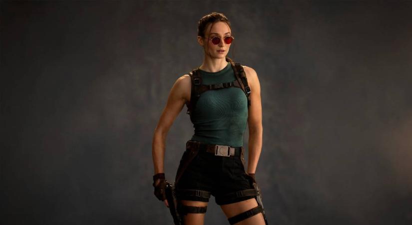 Az új forgatási fotók alapján egyre biztosabbnak tűnik, hogy Sophie Turner jó Lara Croft lesz