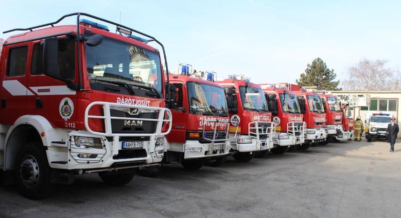 Ajkára és Balatonfűzfőre is megérkeztek az új MAN gépjárműfecskendők