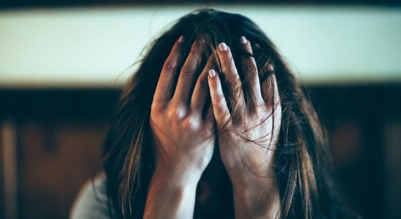 Heten voltak, mint a gonoszok – Lakásotthonban nevelkedő lányok bántalmazták egyik nevelőjüket