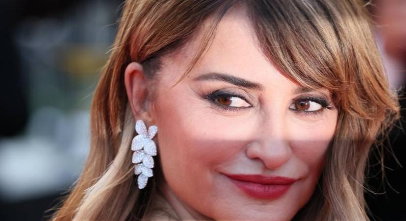 Penélope Cruz mézszőke frizurája éveket fiatalít: 5 divatos hajszín, ami neked is jól áll majd