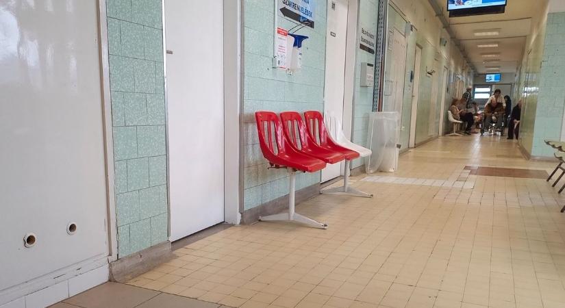 Időpontja volt a miskolci rendelőbe, de olyat tett vele a doktornő, hogy maga is alig hitte el