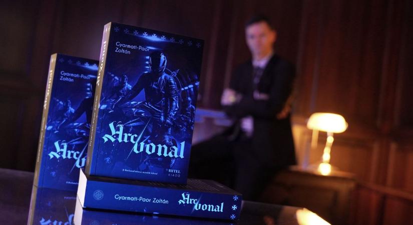 Itt a magyar Da Vinci-kód folytatása, amelyben Aba Sámuel szelleme kísért – a szerző a Mandinernek