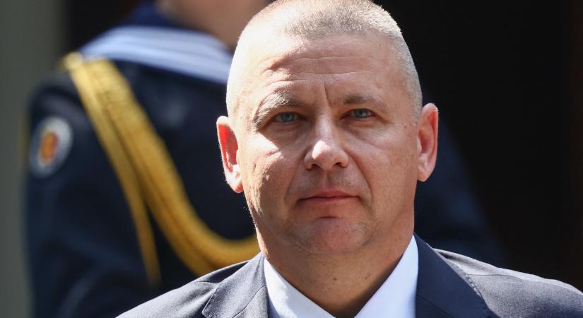 Azonnali belső vizsgálatot rendelt el a honvédelmi miniszter az újdörögdi kézigránát-baleset ügyében