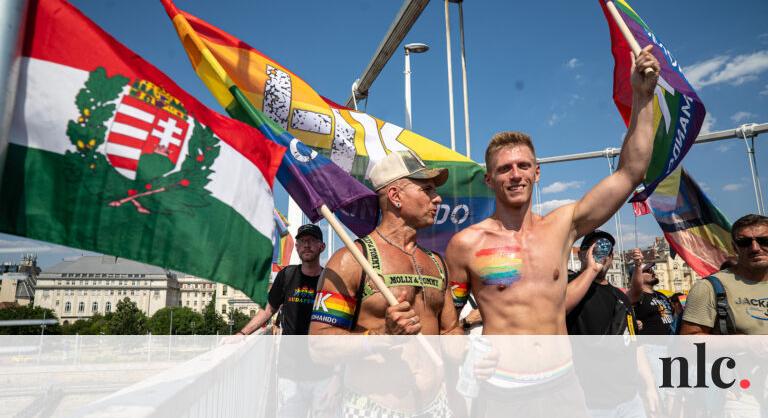 Nemzetiszín lobogók közt kacsintott ránk Orbán Viktor – fotókon a Pride
