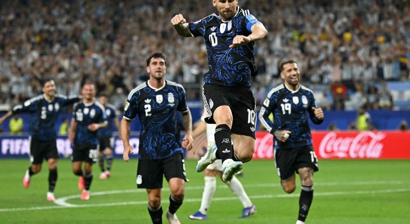 Félgőzzel is hengereltek a hibátlan argentinok, Ausztria és Algéria kéz a kézben ment tovább
