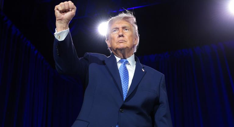 Donald Trump kíméletlen csapásra készül, 100 százalékos tarifával fenyegette meg Európát