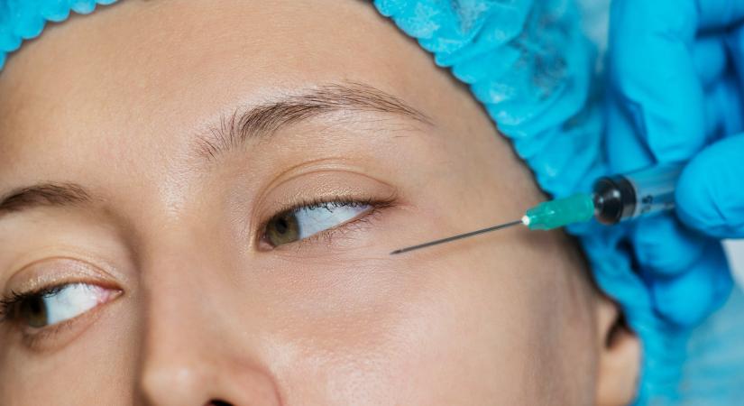 Folyékony orrműtét, vádlikarcsúsítás: Ennyi dologra jó a botox – de megéri?