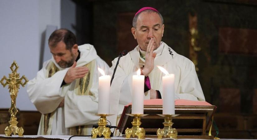 A lélek enyhülése a hőségben – A bakonyi, a balatoni miserend a nyaralókat is érdekelheti (fotók)