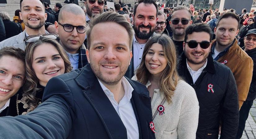 Andi, nézd, koldusok! Ne adj nekik semmit, mert ideszoknak…