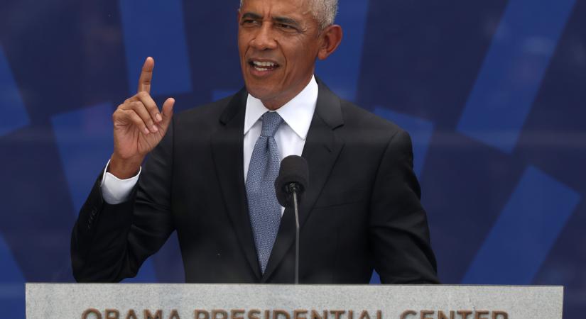 Barack Obama gyönyörű, 27 éves lánya friss fotón: Malia a filmszakmában építi karrierjét