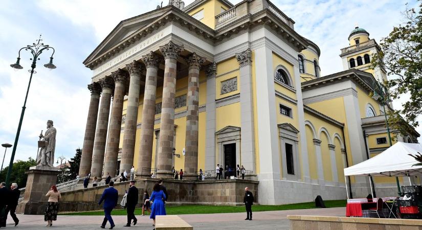 Alaptalanok voltak a miskolci pappal szembeni pedofilvádak