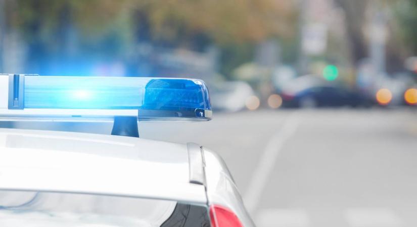 Gyalogosok közé hajtott, majd elmenekült egy autós Londonban, öt ember megsérült