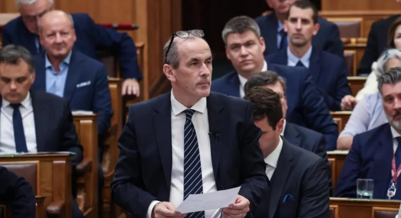 Csak indokolt esetben menjünk este a sürgősségi osztályokra, kéri az egészségügyi miniszter