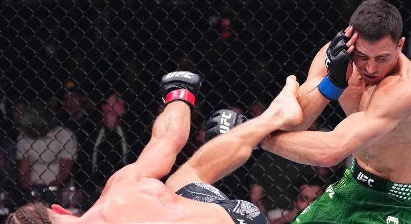Megrázó felvételek: fennakadt a szeme az UFC harcosának a fojtás közben – videó
