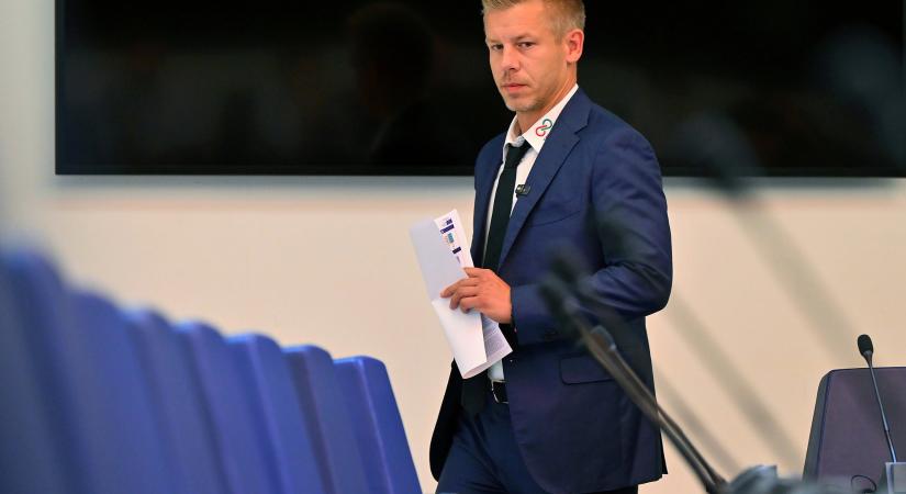 Keddig szólhat bele a nép a kormány munkájába, majd lángra kap a Tisztítótűz