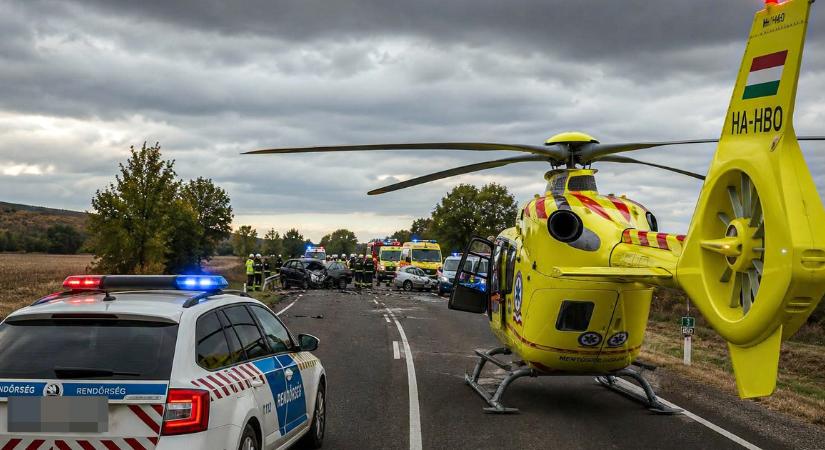 Színésznő és focista szerelme hajtott a végzetébe Bükkábránynál, három gyermek is meghalt - Döbbenetes részletek a tragikus balesetről