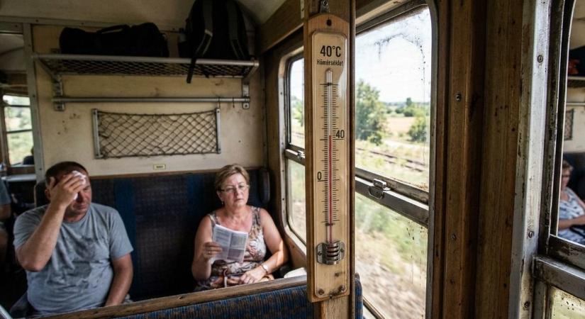 Brutális hőségben sincs légkondi a pécsi InterCityn